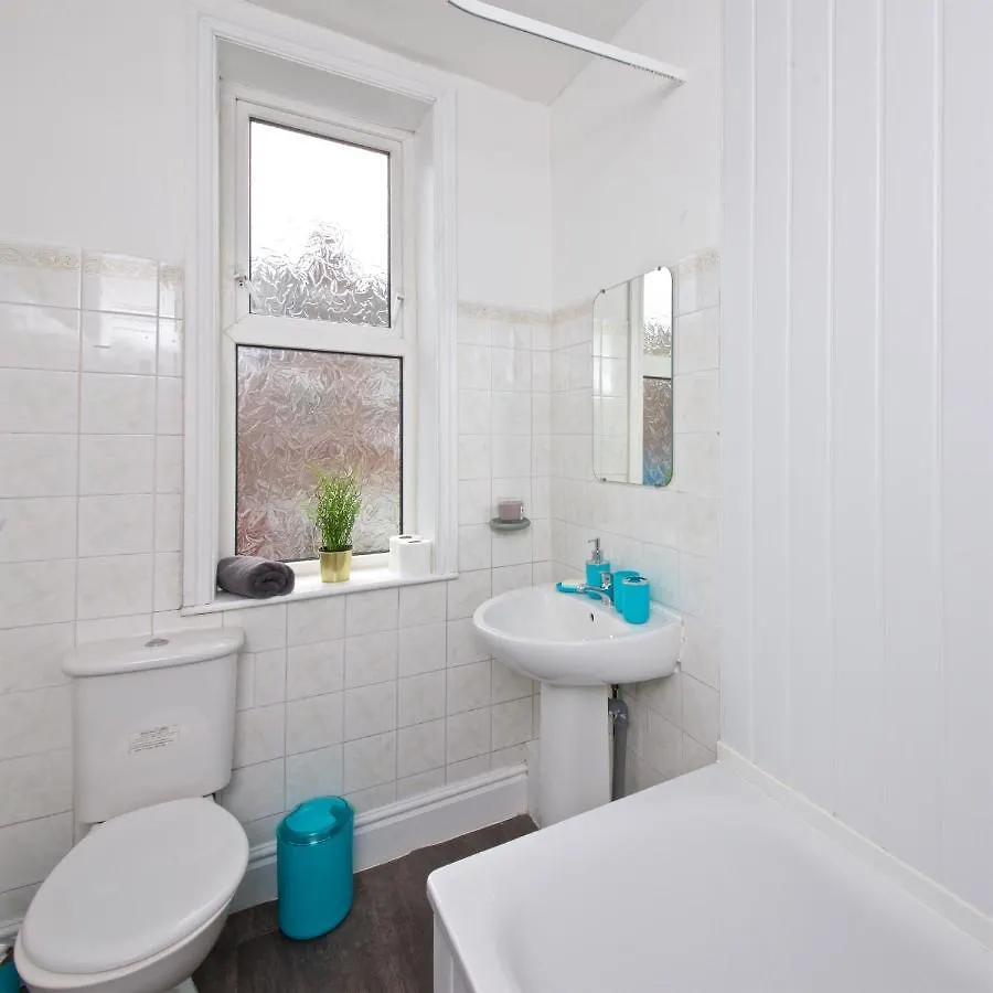 Liverpool City Stays - Economy Room Close To City Centre Gg